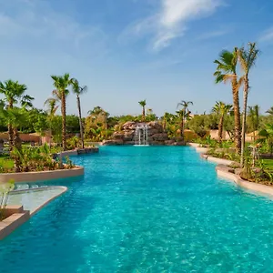 Oasis فندق El Makina